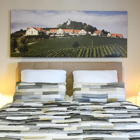 Hotel Vinarstvi U Kaplicky Zajeci