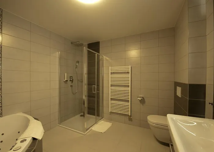 Penzion Vinarstvi U Kaplicky 3*